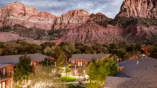 Cable Mountain Lodge