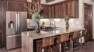 Cable Mountain Lodge
