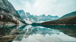best travel movies to watch right now