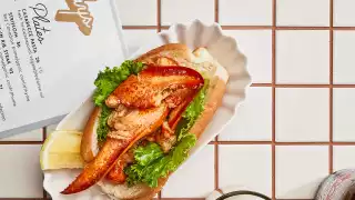 The June Motel and Heydays Restaurant, Sauble Beach | Lobster roll