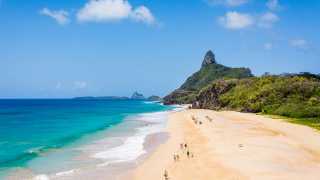 Brazil's Fernando de Noronha islands reopen COVID-19 | Cacimba do Padre beach and Morro do Pico