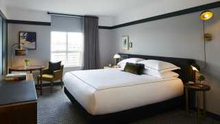 Best hotels Toronto staycation | Kimpton Saint George one bedroom suite