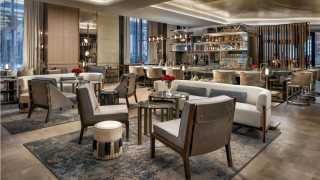 Best hotels Toronto staycation | The St. Regis Hotel lobby bar