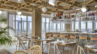 Best hotels Toronto staycation | The Bisha Hotel rooftop restaurant KŌST