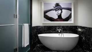 Best hotels Toronto staycation | The Bisha Hotel ensuite bathroom