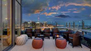 Best hotels Toronto staycation | Hotel X rooftop terrace