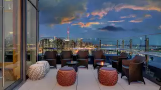 Best hotels Toronto staycation | Hotel X rooftop terrace