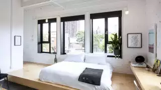 best hotels Toronto staycation | Suite at the Annex Hotel