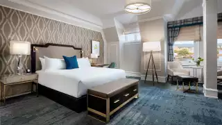 Restaurants in Victoria, B.C. plus hotels, activities and more | The Fairmont Empress Hotel Deluxe Harbor View King guest room