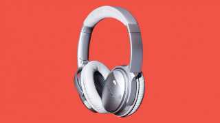 Travel gifts | Bose QuietComfort 35 II Wireless Noise-Cancelling headphones