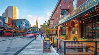 The best things to do in Halifax: a pub