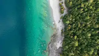 Breathtaking Ontario beaches | An overhead shot of the pristine shore along Georgian Bay
