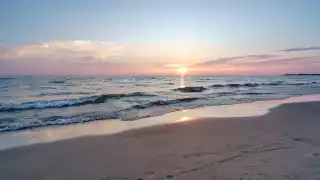 Breathtaking Ontario beaches | A sunset over Sauble Beach