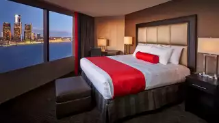 The Best places in Ontario | Suite at the Best Western PLUS Windsor Waterfront