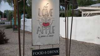 The top things to do in Taos, New Mexico | The Love Apple restaurant
