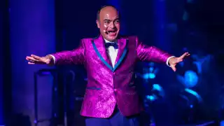 Cirque Éloize | Emcee Joseph De Paul performs in Celeste by Cirque Éloize