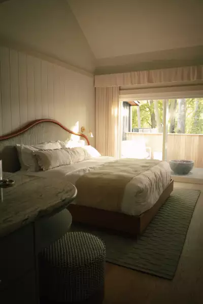 Leeward House | king sized bed in guest house