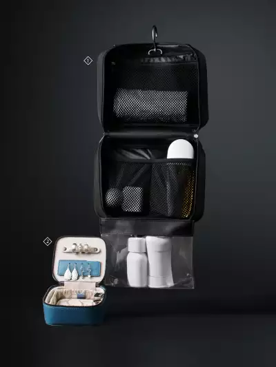 Pack hacks | Away hanging toiletry bag and jewelry box