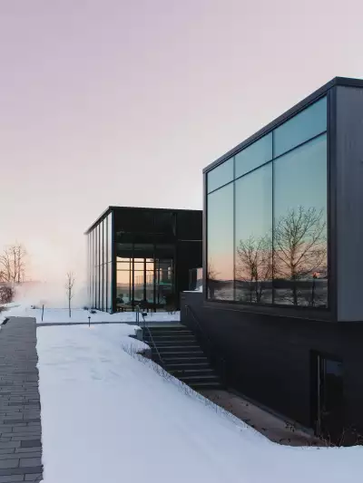 Strom Nordic Spa, Qu&eacute;bec | The exterior of Str&oslash;m Nordic Spa &mdash; Old Qu&eacute;bec