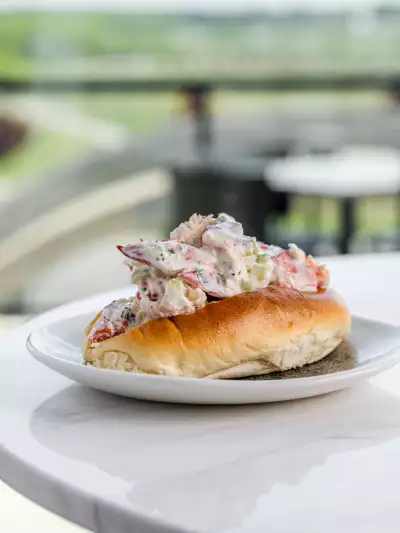 Megalomaniac Wines | Lobster Roll at Megalomaniac winery in Niagara