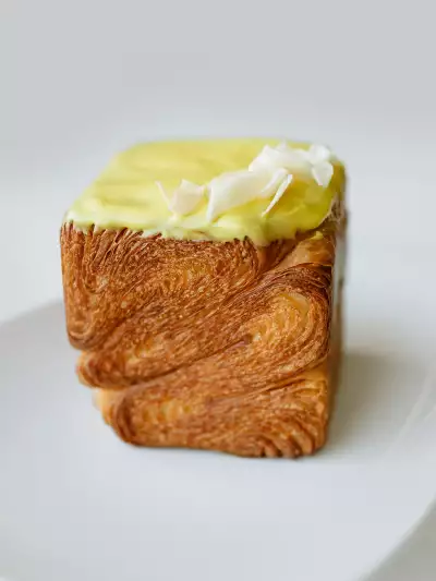 Campbell River | A square croissant at Freya