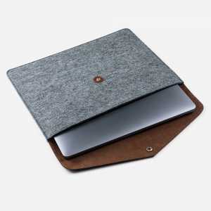 Travel gift ideas | Monte & Coe Merino Wool Laptop Sleeve