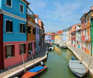 Most Colourful Destinations Around the World photos