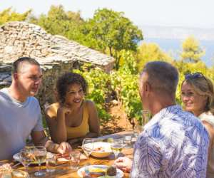 Trafalgar Tours Be My Guest Ten Years