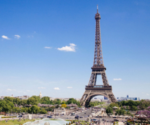 The Eiffel Tower, Paris | Pixabay/Free-Photos