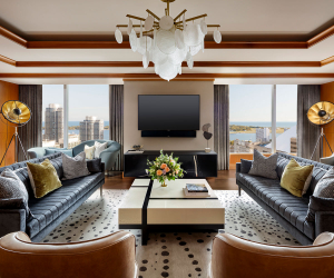 The Ritz-Carlton Hotel Toronto | Living room of suite overlooking the lake