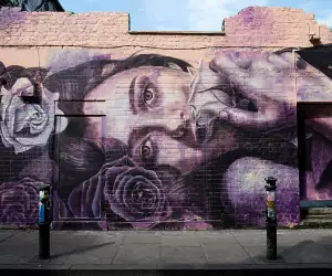 Winging It: East End, London, England