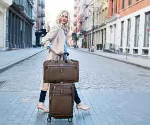 TravelPro Platinum Elite Tri-Fold Carry-On