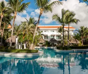 Zel Punta Cana resort swim-up master suite pool