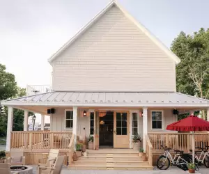 The Leeward House